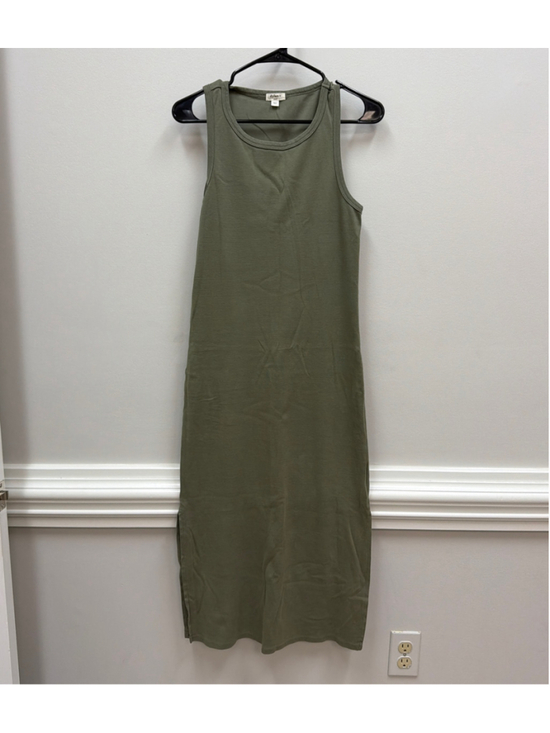 Dylan Dresses & Skirts - Dylan Slip On Green Midi Dress Sz Small!